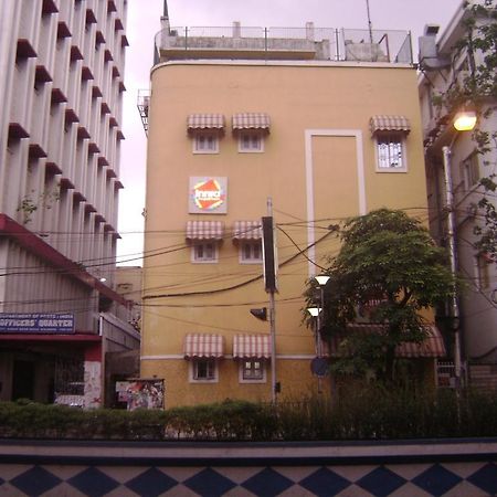 Innra Guest House Kolkata Ngoại thất bức ảnh
