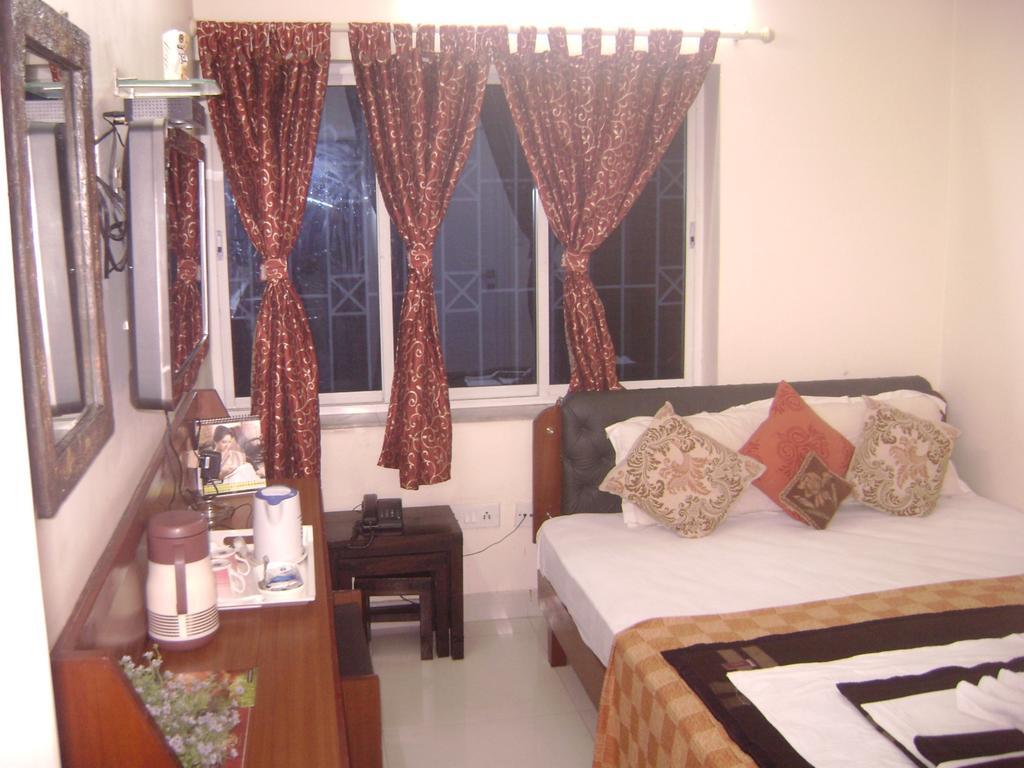 Innra Guest House Kolkata Ngoại thất bức ảnh